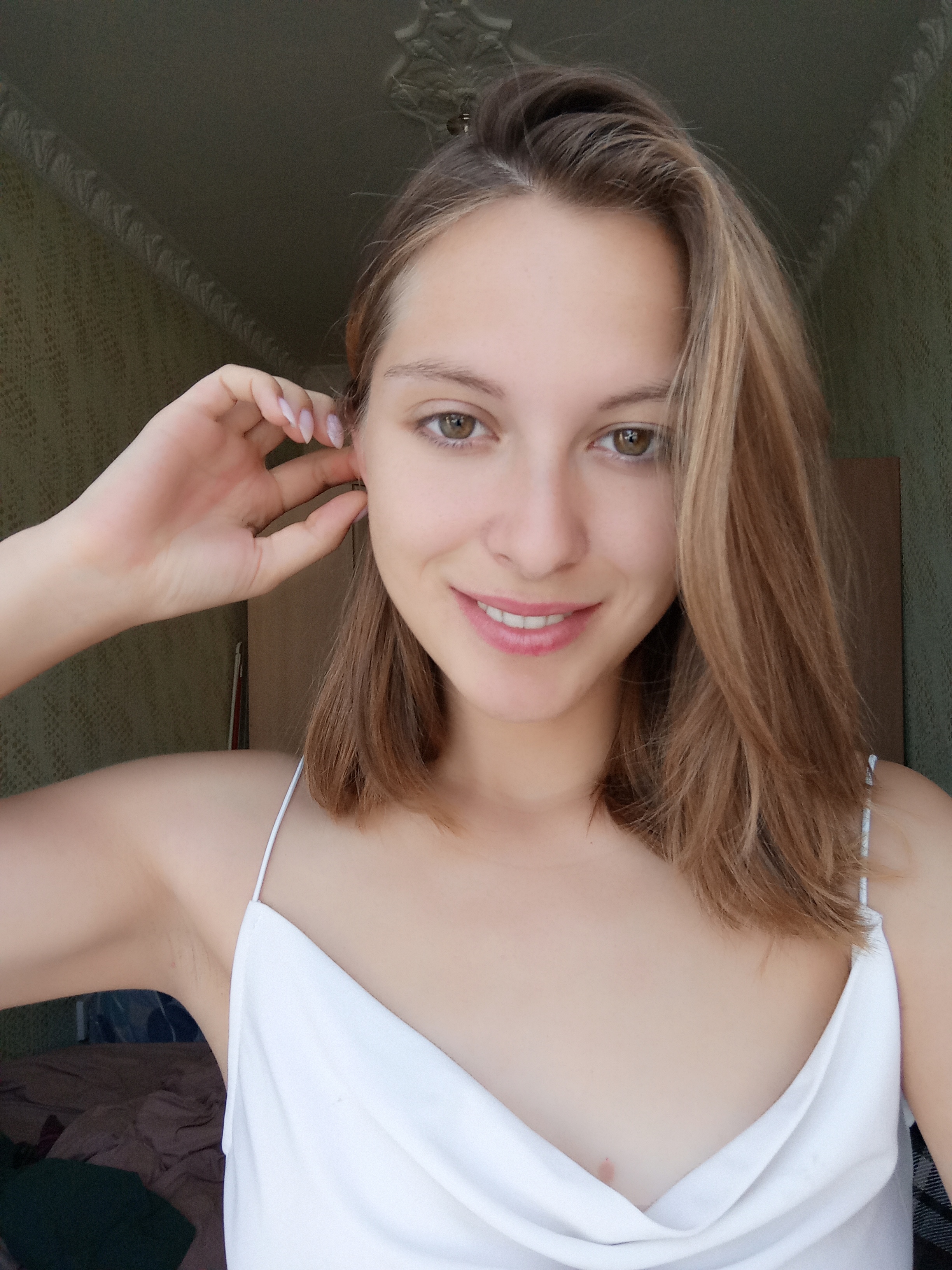 LilyBABE1 Female,5'3 or under(160cm),Bisexual,German,African